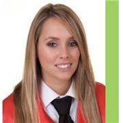 Licenciada en derecho. Especializada en clases de derecho administrativo y procesal civil y penal